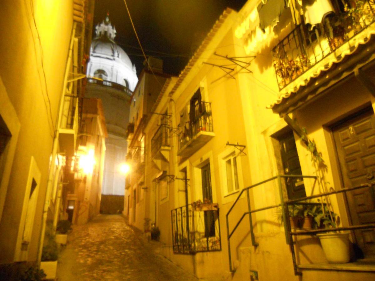 Alfama Panteao 4 Guests Apartament *