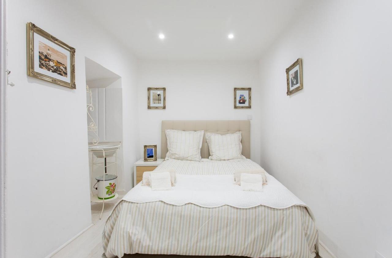 Alfama Panteao 4 Guests Apartament